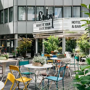 Otel Ruby Leni